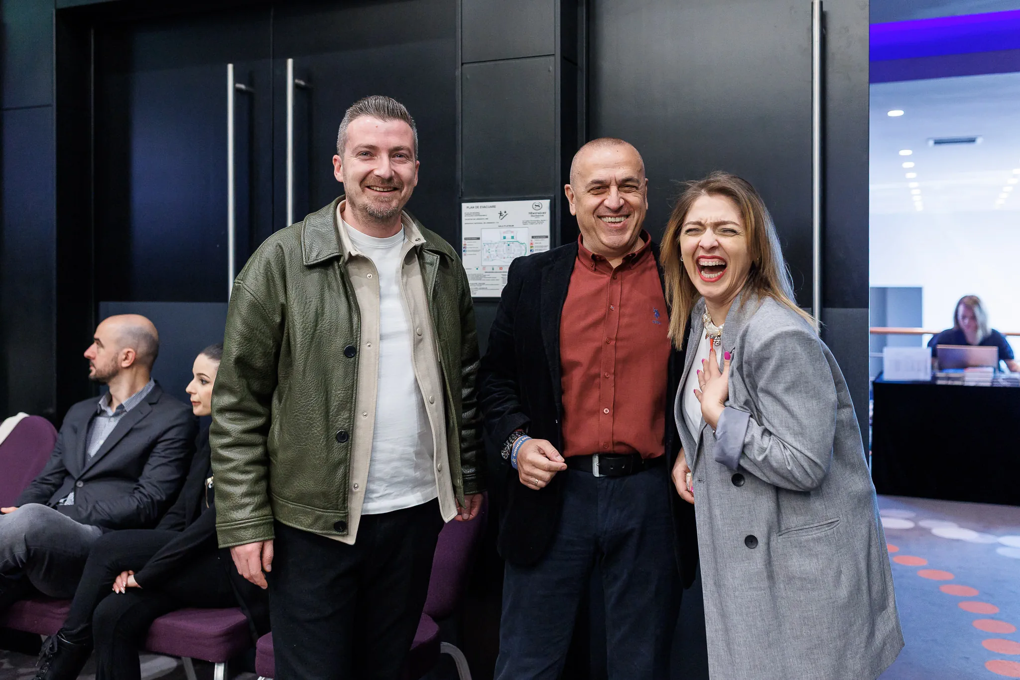 ASIC - Lens of Alex - 3963