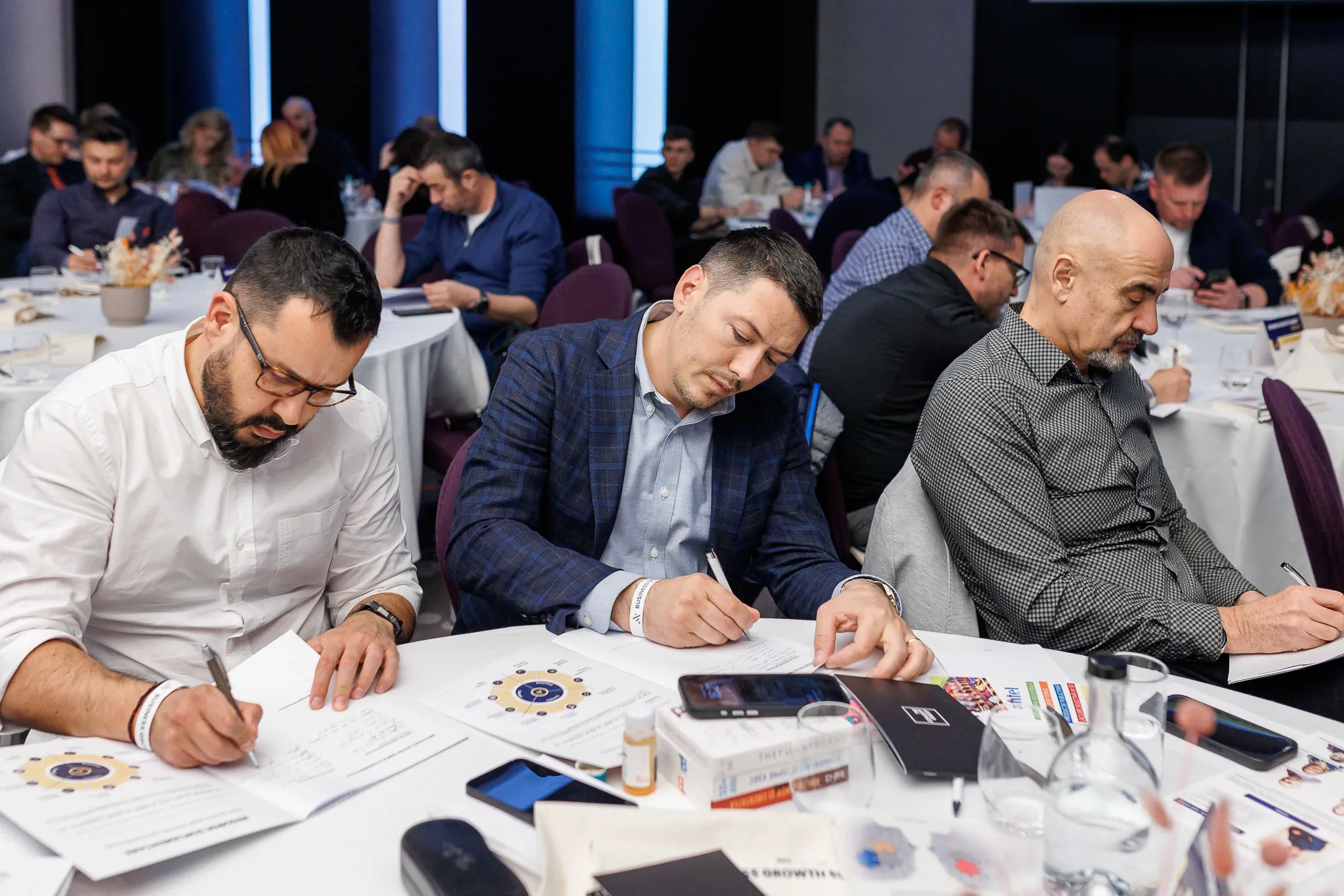 ASIC - Lens of Alex - 4672